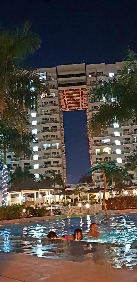 The Palawanos Home At Shell Residences Manila Exterior photo